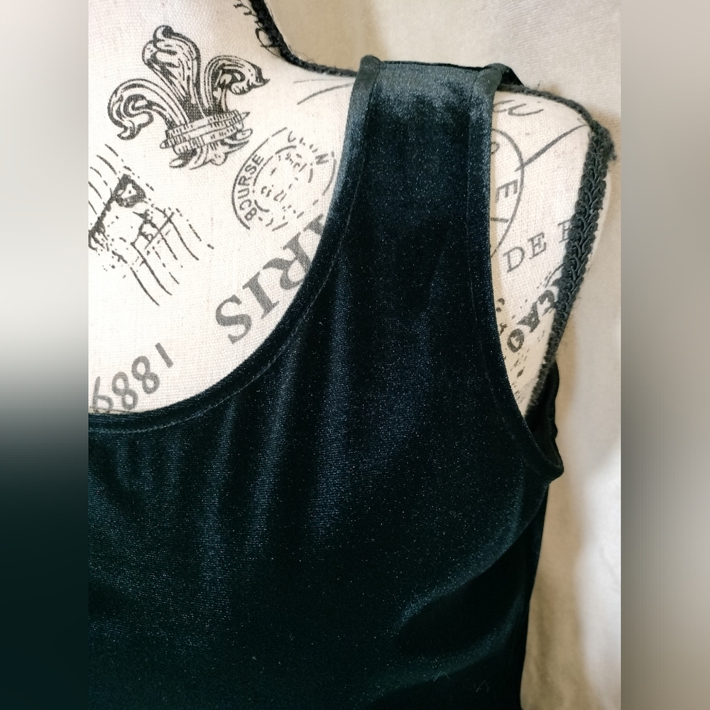 NWOT! Talbots Classic Black Velvet Tank Top. Size SP - Picture 3 of 6